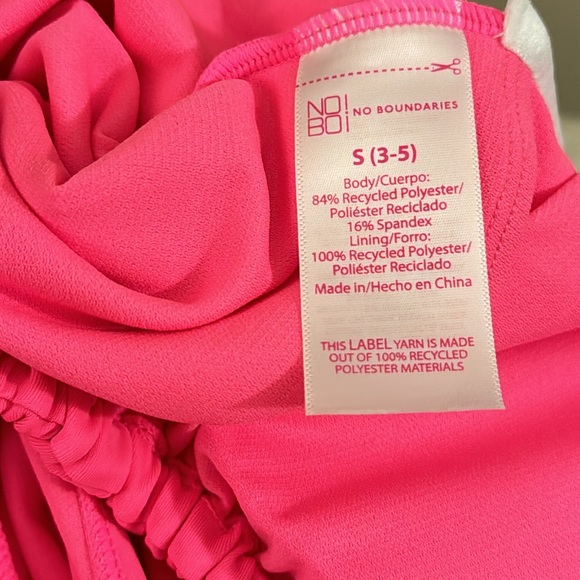 Keyhole Cutout One Piece Swimsuit - Picture 5 of 6